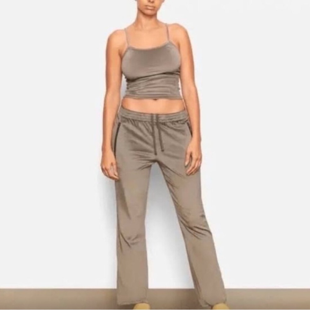 SKIMS Velour Track Pant Gunmetal 2X/3X